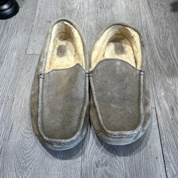 UGG Australia Ascot Suede Slipper 5775 Gray sheepskin lined Size 10 main image 5